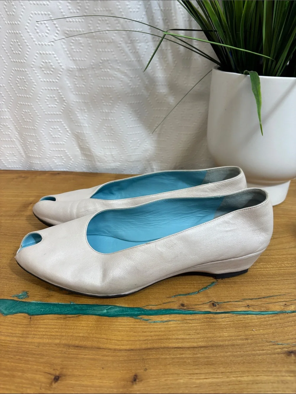 Thierry Rabotin white cream Leather Italian Peep Toe wedge